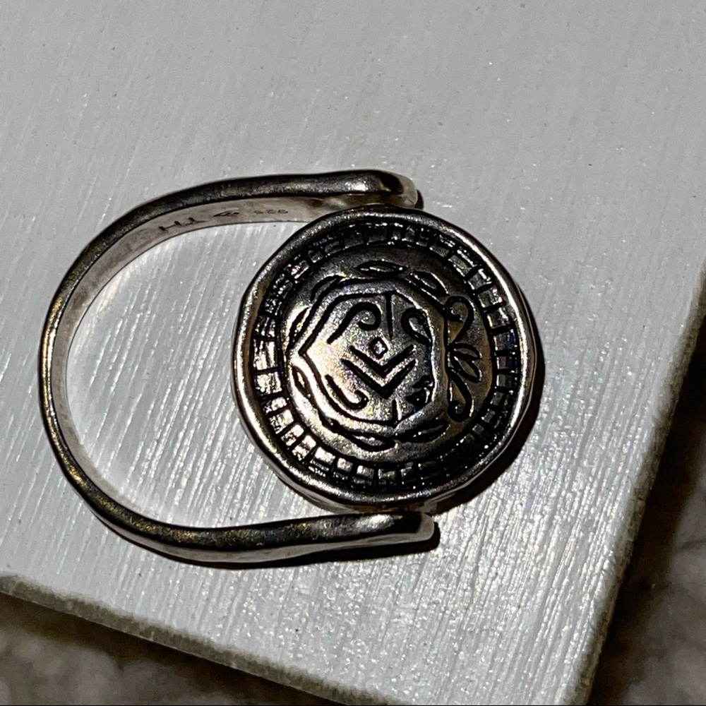 .925 Spinner ring with antique design